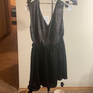 Never worn, size large from Ross